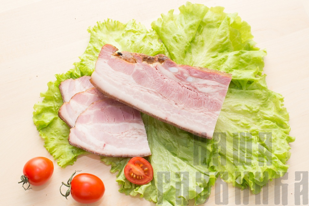 Грудинка свиная копченая. Купить в Москве с доставкой на дом в интернет магазине фермерских товаров Наша Глубинка