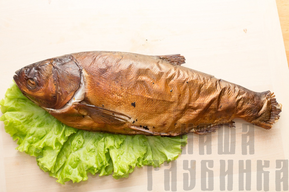 Толстолобик горячего копчения